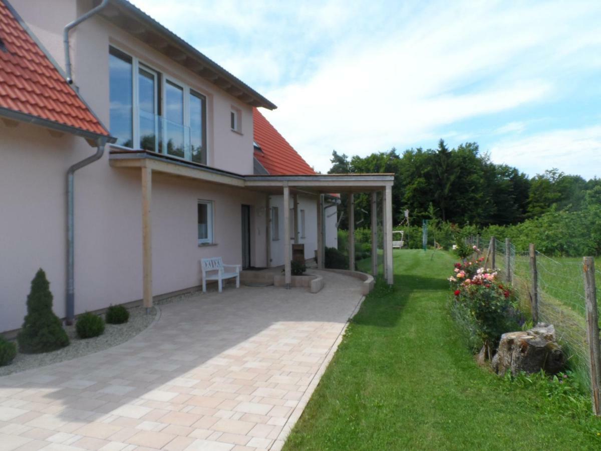 Pension Am Kirschgarten Goessweinstein Bagian luar foto