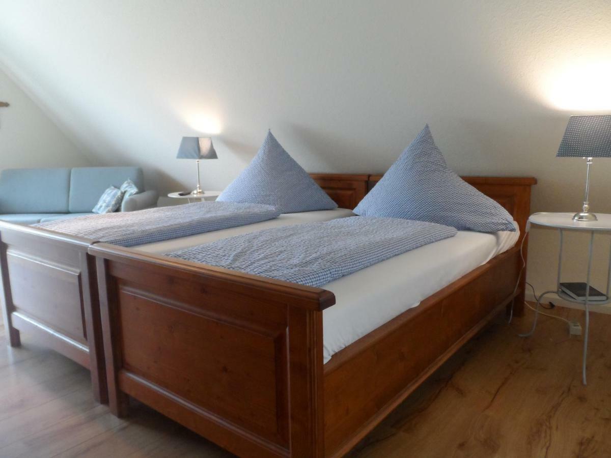 Pension Am Kirschgarten Goessweinstein Bagian luar foto